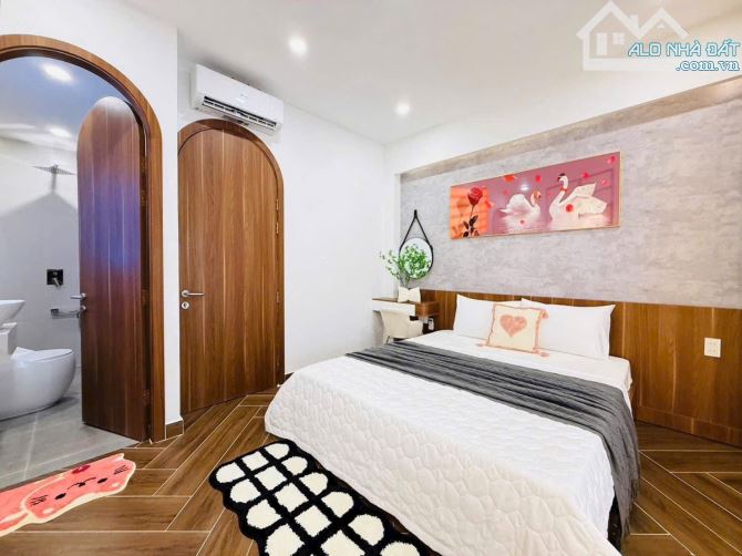 SIÊU PHẨM 5 TẦNG THANG MÁY 450KG, KHU ĐỒNG BỘ PHẠM VĂN CHIÊU GÒ VẤP, 4*15m, NHỈNH 9 TỶ - 14