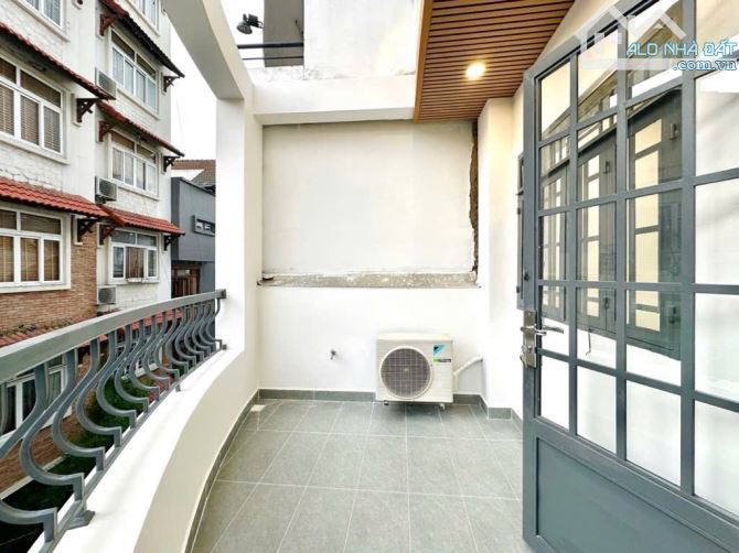 SIÊU PHẨM 3 MẶT NGUYỄN ĐÌNH CHÍNH P11 PHÚ NHUẬN 4 TẦNG 60 M2 - 19