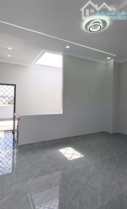 5Tỷ200 TL 🔥👉 NHÀ MỚI ĐẦY ĐỦ NỘI THẤT__KDC gần ĐT743 và Bến xe Tân Đông Hiệp 200m - 20