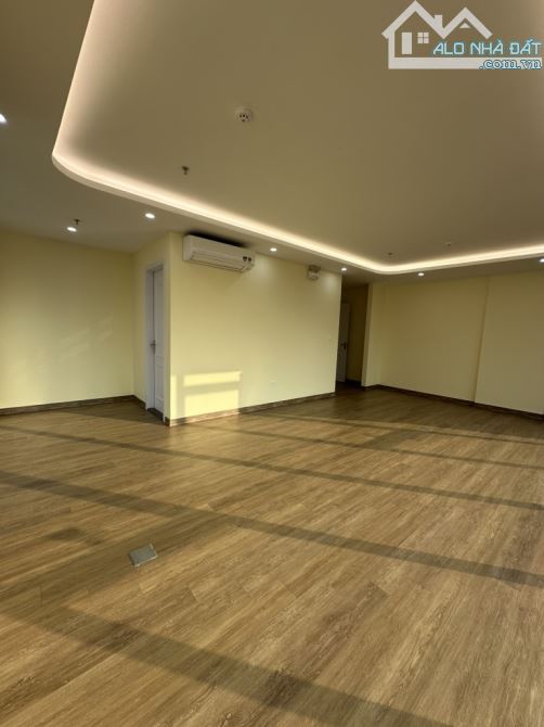 TÒA NHÀ MẶT PHỐ VIP ĐẸP NHẤT HOÀNG QUỐC VIỆT - THÔNG SỐ VÀNG 250M2 - 10 TẦNG - 8.8M MT - 2