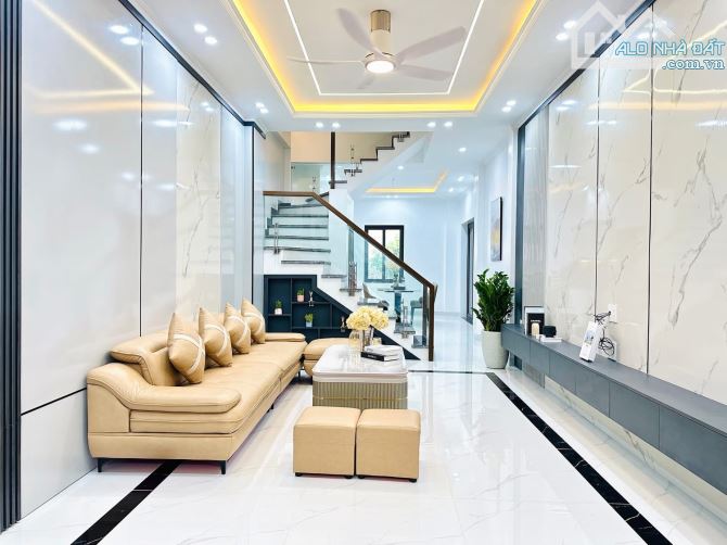 🏘️🏘️ Bán nhà 3,5 tầng, Miếu hai xã, lê chân, giá 4,2 tỷ, 58m2 - 2