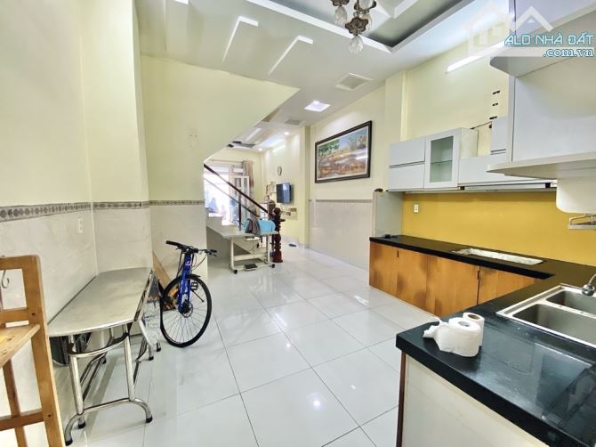 Bán nhà Nguyễn Thái Sơn, phường 4, Gò Vấp, hẻm 5m, 52m2, 4 tầng, nở hậu, giá 7.x tỷ - 2