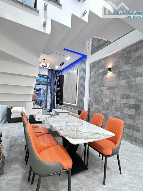 NHÀ 2 TẦNG MẶT TIỀN THIÊN THAI VIEW CÔNG VIÊN, GẦN VÕ VĂN KIỆT, TP HUẾ - 2