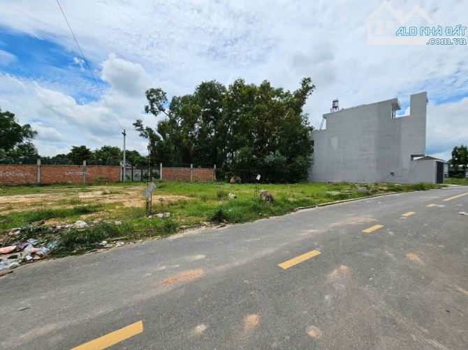 Đất đẹp 135m ngang 6m mặt tiền Tân Hiệp gần chợ Phú An p. Tân Bình Dĩ An - 2