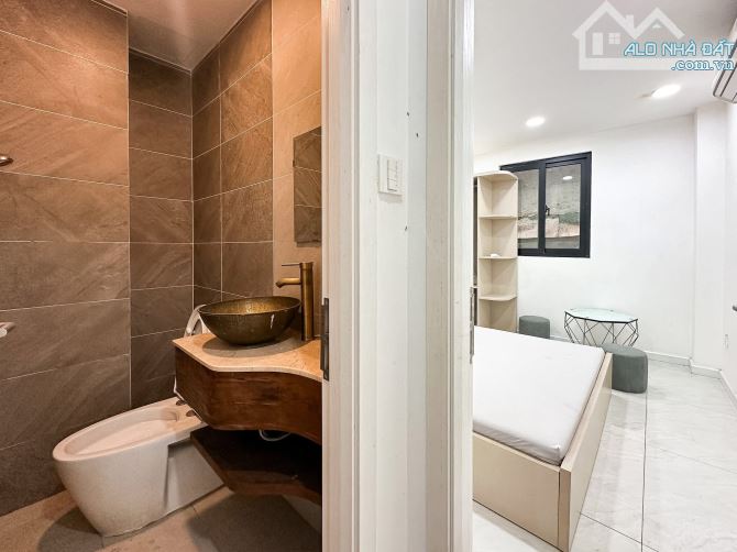 BÁN GẤP CHDV BÙI ĐÌNH TUÝ -73m2 -6 TẦNG - HXH 8m - CHỈ 13.5 TỶ - 2