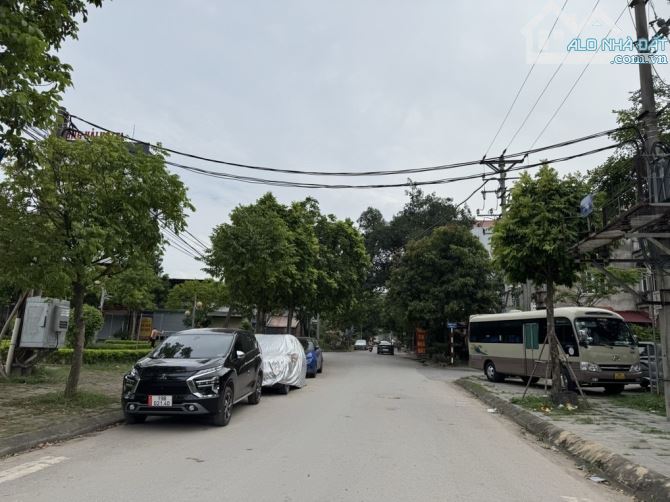 ❌❌VIEW VƯỜN HOA- KINH DOANH SẦM UẤT - ĐƯỜNG 10M 3 OTO TRÁNH- HÀNG XÓM INTRACOM-CỰC HIẾM - 2