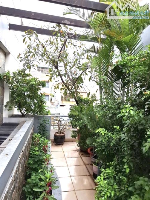 BÁN NHÀ 4 LẦU,151M2 (7.2 x 21), ĐƯỜNG 8M CỘNG HOÀ, TÂN BÌNH - 2