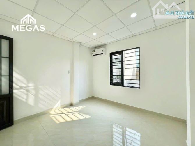 BÁN NHÀ Q4 HẺM XE HƠI CHDV KHU XÓM ĐẠO 3 TẤM DT 101m2 NGANG 6,6 DÀI 16 GIÁ 11T8 TL - 2