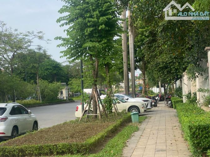 CHÍNH CHỦ CẦN BÁN BIỆT THỰ LÔ GÓC - CIPUCHA - TÂY HỒ - HÀ NỘI - 2