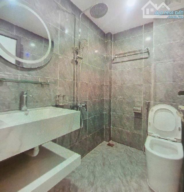 Bán nhà đẹp - phân lô ô tô KĐT Định Công 65m2 5 tầng, mặt tiền 5m, vị trí đắc địa, 16.5 tỷ - 2