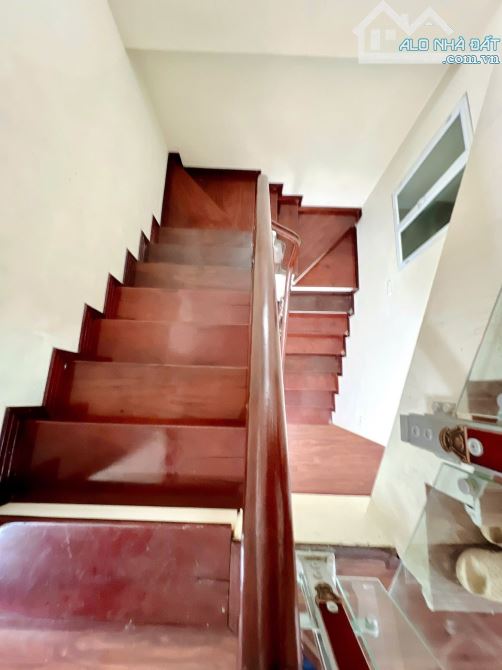 BÁN NHÀ PHÂN LÔ ĐẠI KIM . NGUYỄN CẢNH DỊ . DT 50 M . NHÀ 5 TẦNG MT 4 M . ĐẦU TƯ NHANH - 2