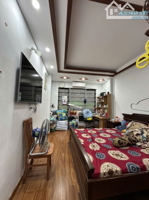 BÁN NHÀ TRƯƠNG ĐỊNH LÔ GÓC, GẦN Ô TÔ  45M X 5T,  GIÁ 7 TỶ,  Ở NGAY. - 2
