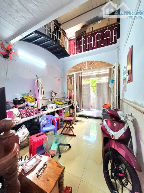 Bán nhà Hẻm xe hơi Sổ hồng riêng giá chỉ 3xtoi - 2