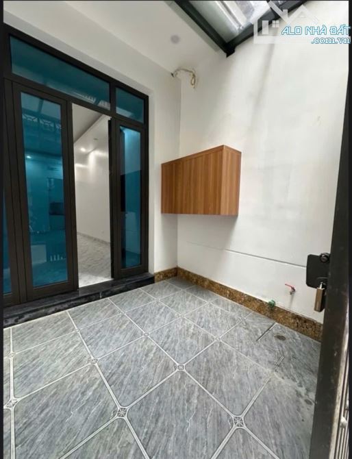 Bán nhà Trung kính, dt55m, phân lô, ô tô tránh, 2 thoáng, kinh doanh, vp, TT dạy học - 2