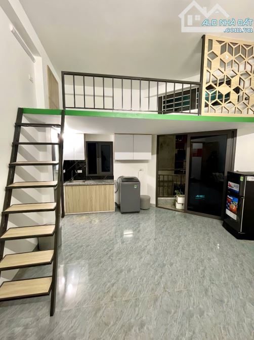 BÁN TÒA NHÀ CCMN ĐƯỜNG TRIỀU KHÚC. 100M2 XÂY 7 TẦNG, THANG MÁY. 23 PHÒNG KK. - 2