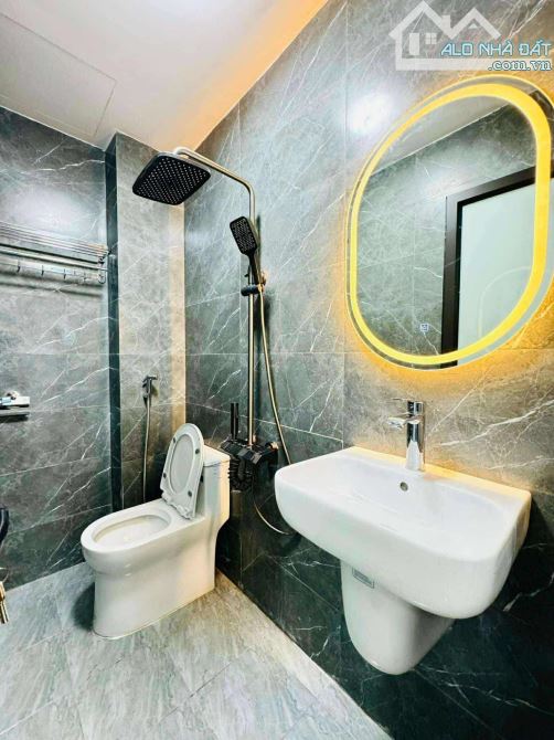 Cực đỉnh!Chùa Bộc, mặt ngõ, 10m ra ô tô tránh, thông tứ tung, nhà đẹp - 2