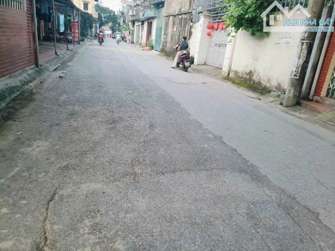 ĐẤT VUÔNG VẮN 63M² – CỔ LINH THẠCH BÀN LONG BIÊN – GIÁ 7,5 TỶ – GẦN AEON MALL - 2