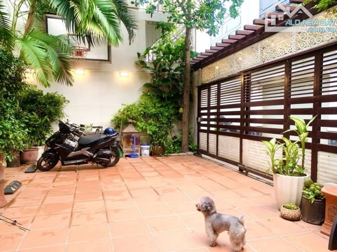 SIÊU BIỆT THỰ ĐẲNG CẤP NGỌC THỤY – BỒ ĐỀ – LONG BIÊN   Diện tích: 170m² – 7 tầng thang - 2