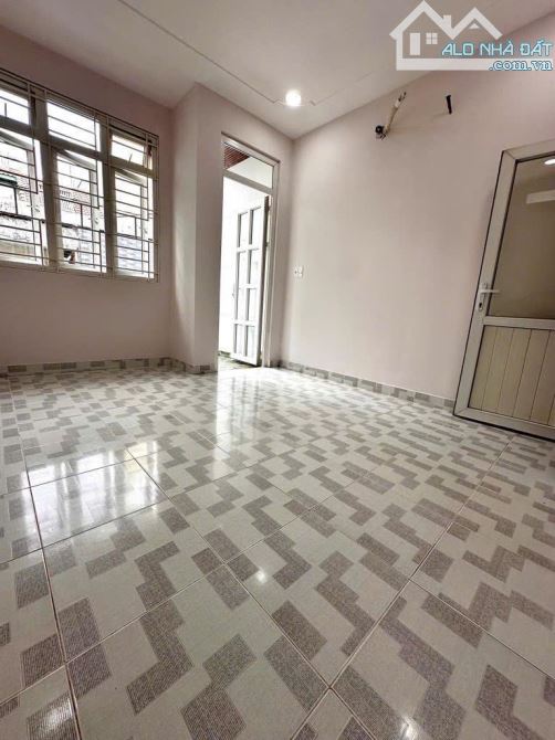NHÀ ĐẸP BÌNH TÂN, GẦN LÊ VĂN QUỚI, HẺM XE HƠI THÔNG 4M, CHỈ 3,X TỶ - 2