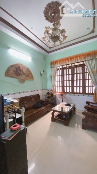 NGAY CHỢ BÀ CHIỂU SÁT Q1 HXH CÁCH 2 CĂN RA MẶT TIỀN NGANG 7.1 NỞ HẬU 85M2 - 2