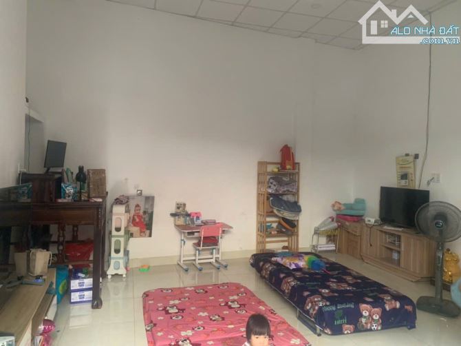 Bán nhà 3 Phòng ngủ gần Kha Vạn Cân ,Linh Tây Thủ Đức,Hẻm Xe HơiThông tứ phía,NGANG 5,7M - 2