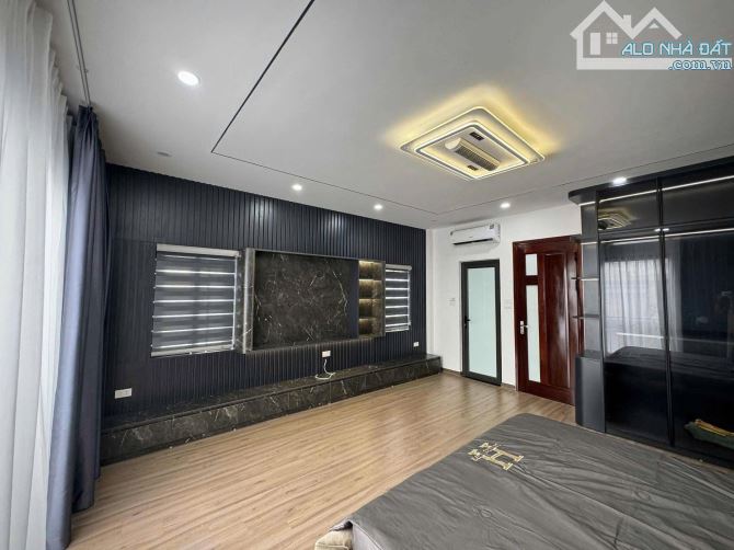 @&&&& NHÀ MỚI NGUYỄN VĂN CỪ – GIA THUỴ – FULL NỘI THẤT 🔸 THANG MÁY XỊN 60m mt5m - 2