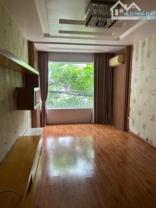 🏠🏠🏠Chào bán nhà 4 tầng Trại Chuối ôtô đỗ cửa giá 3,5 tỷ - 2