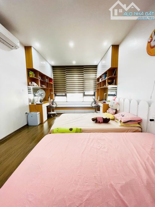 BÁN NHÀ THÁI THỊNH ĐỐNG ĐA 45m 5T Mt 3.8m GIÁ 10.5 TỶ LÔ GÓC NGÕ THÔNG KINH DOANH. - 2