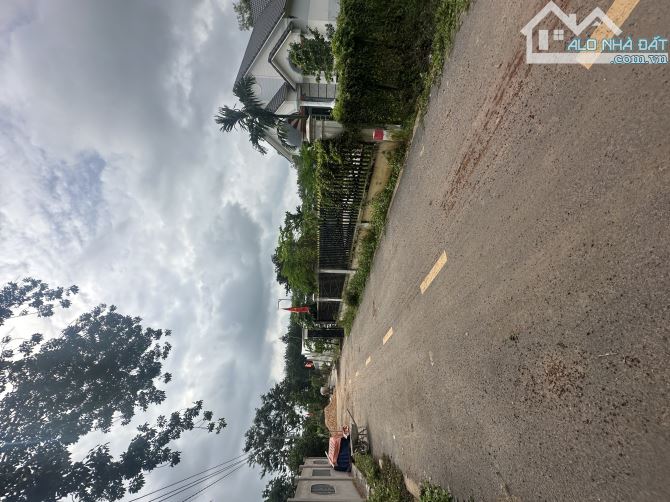 133,9m2 đất TPHCM gần KCN cách trường học 100m2 giá 680TR - 2