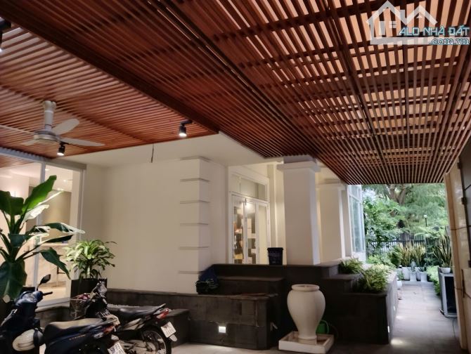 BÁN NHÀ RIÊNG CHÍNH CHỦ TẠI KHU PHÚ MỸ HƯNG Q7 - 2