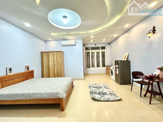 Căn hộ ngay trung tâm quận 4 mới, máy giặt riêng từng phòng, gần đại học Luật, quận 1 - 2