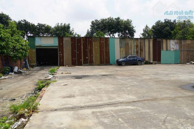 *Cho thuê đất*1800m2 gần Q.L 1A, Phường Linh Trung, Quận Thủ Đức - 2