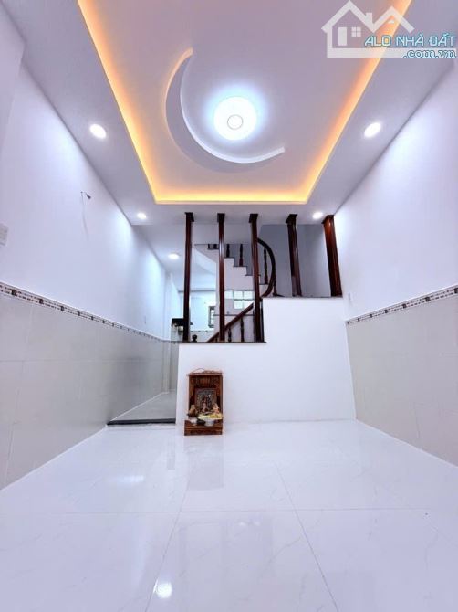Giảm 300tr! Nhà Vuông 2 tầng 27m2 – Nguyễn Văn Khối QV - 2