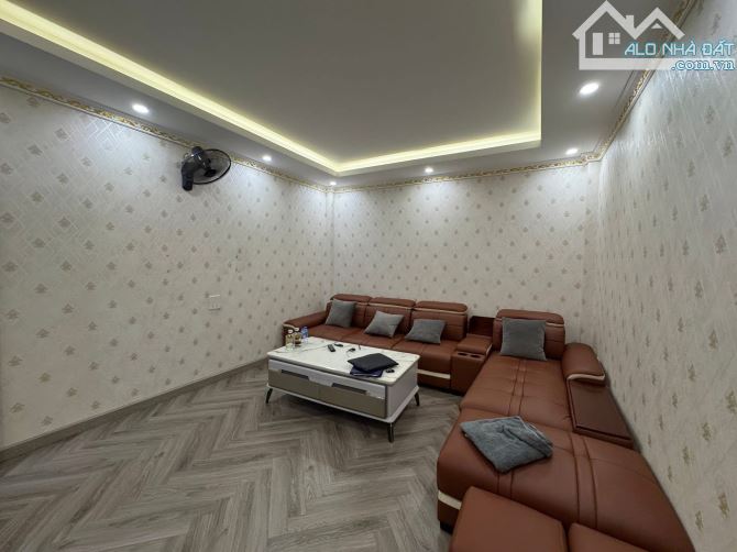 BÁN NHÀ PHÂN LÔ PHỐ NGÔ THÌ SỸ VẠN PHÚC HÀ ĐÔNG 45M² 6T THANG MÁY NHỈNH 11 TỶ - 2