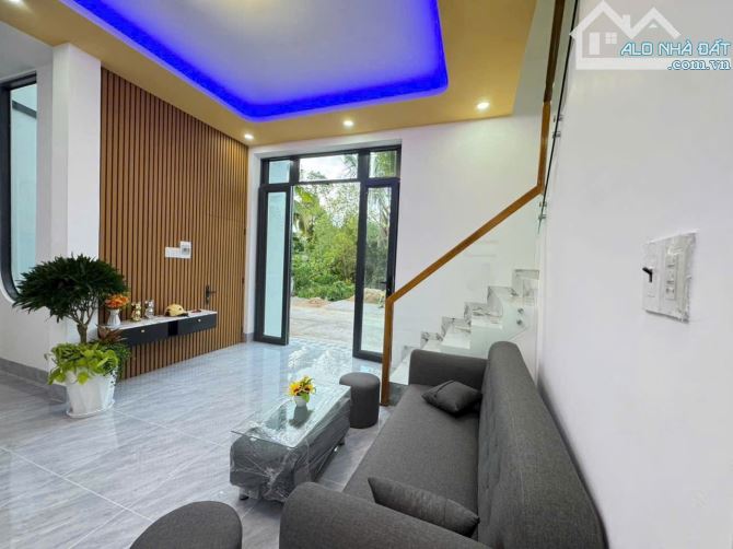 🍀🍀 BÁN NHÀ TRỆT LẦU TUYỆT ĐẸP - VIEW SÔNG - XÂY MỚI 💯 - LỘ Ô TÔ 👉 TẶNG KÈM MẶT TIỀN SÔ - 2