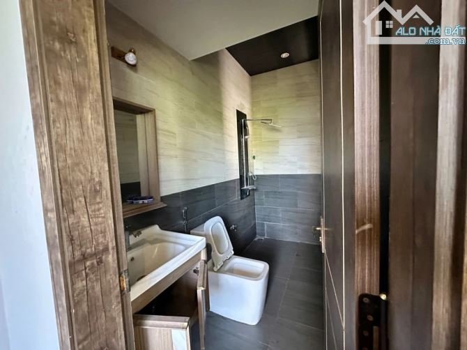 🍀 BIỆT THỰ GẦN BIỂN , DT: 302m2,  ĐƯỜNG PHẠM QUANG ẢNH - SƠN TRÀ -ĐÀ NẴNG - 2