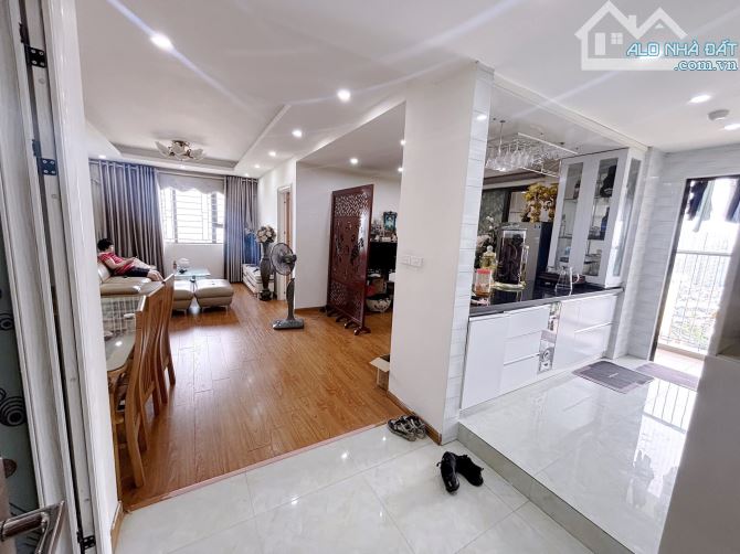 Bán chung cư Đồng Phát, Hoàng Mai, full đồ, lô góc, view hồ, 89m, 3pn, chỉ 5.9tỷ - 2