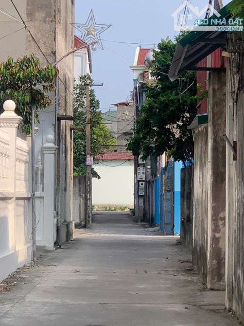 BÁN LÔ ĐẤT 82M2- MT 5.5M- XÃ NGHĨA ĐẠO- THUẬN THÀNH – ĐƯỜNG Ô TÔ- GIÁ HƠN 1 X TỶ. - 2