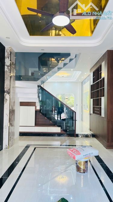 Nhà mới 3 tầng – Hẻm lớn Liên Khu 5-6, Bình Tân – Giá chỉ 5.5 Tỷ - 2