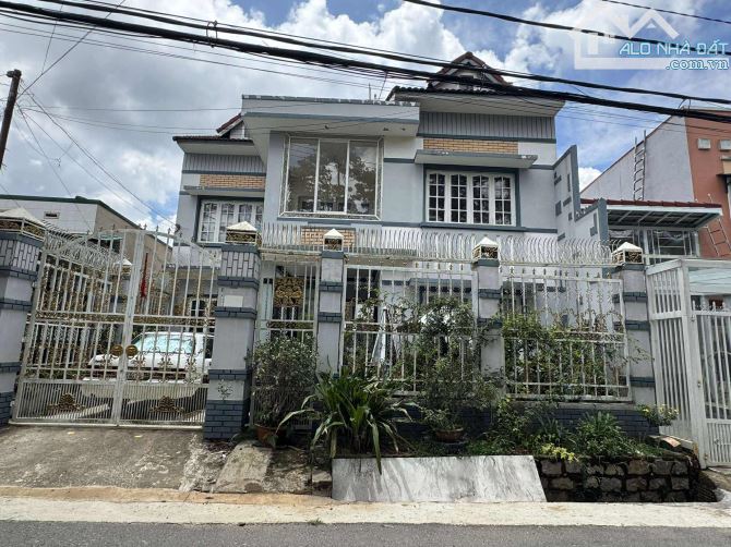 Cần bán villa cũ Khe Sanh - phường Xuân Hương, trung tâm Đà Lạt View thung lũng vĩnh viễn - 2