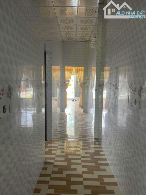NGỘP ! Cần bán nhà c4 ở Bà Điểm Hóc Môn 4x18 ( 72m2 ) 820 TRIỆU Sổ hồng riêng - 2