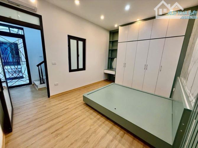 BÁN NHÀ ĐÊ LA THÀNH ĐỐNG ĐA - NHÀ ĐẸP Ở LUÔN – DIỆN TÍCH 35M 4 TẦNG GIÁ 6,85 TỶ. - 2