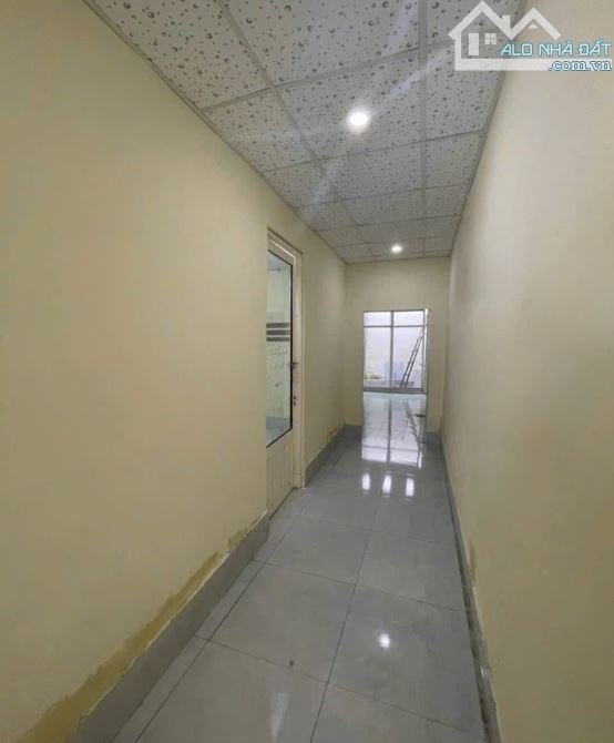 Hữu duyên bán nhà ở Bà Điểm 4 Hóc Môn 4x35 ( 139m2 ) 790 TRIỆU Sổ hồng riêng sang tên - 2