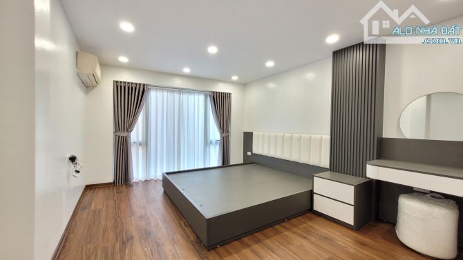 NHÀ PHỐ ĐÀM QUANG TRUNG - HÀNG XÓM AEON - 42M2 FULL NỘI THẤT - GIÁ CHỈ 8 TỶ. - 2