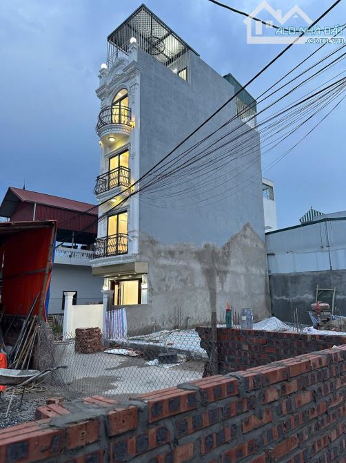 Ô TÔ đỗ cửa- Bán nhà Phúc Thành , Biên Giang 41,5M2 - Cách QL6 chỉ 100m , ở ngay - 2