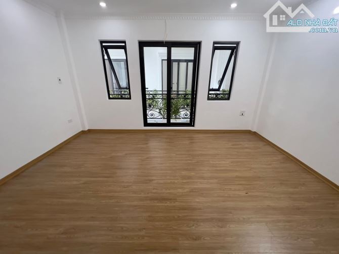 BÁN GẤP NHÀ GẦN Ô TÔ, NGÕ NÔNG phố Lê Lợi, 43m nhỉnh 8 tỷ, THƯƠNG LƯỢNG TỐT. - 2