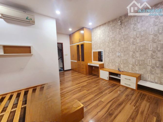 Nhà 4 tầng hẻm 3m đường Nguyễn Thị Tần P. Chánh Hưng. Giá 6,25 tỷ TL - 2