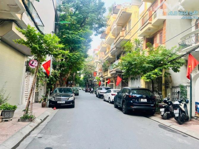 Bán nhà Vạn Bảo, Đội Cấn đường ô tô tránh, 8 tầng kinh doanh, DT 89m2, MT 4.5m - 2
