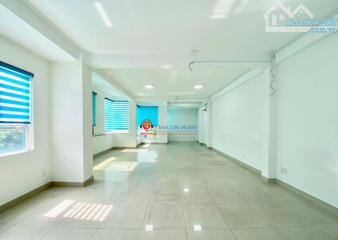 Cho thuê căn góc 2 MT Vũ Tông Phan, 5x20,  hầm + 4 tầng giá 90tr/tháng - 2