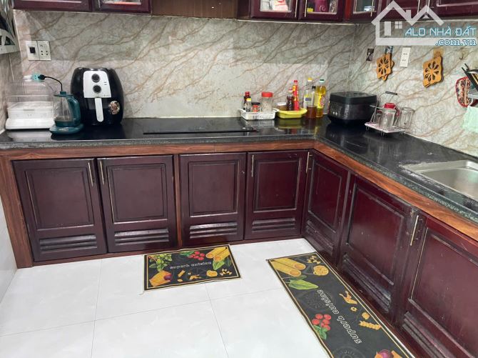 CHÍNH CHỦ BÁN NHÀ  MẶT TIỀN KẸP KIỆT ĐƯỜNG NGUYỄN XUÂN HỮU - 2